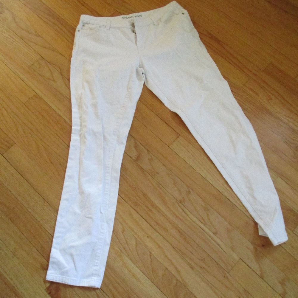 new without tags michael kors  sz 8  never worn but washed once